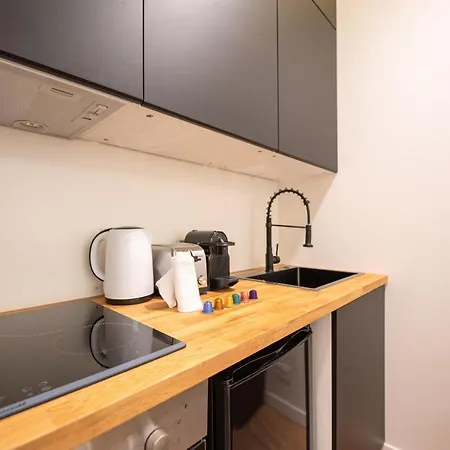 Mbm - Terrage パリ